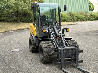 Radlader MCL4+